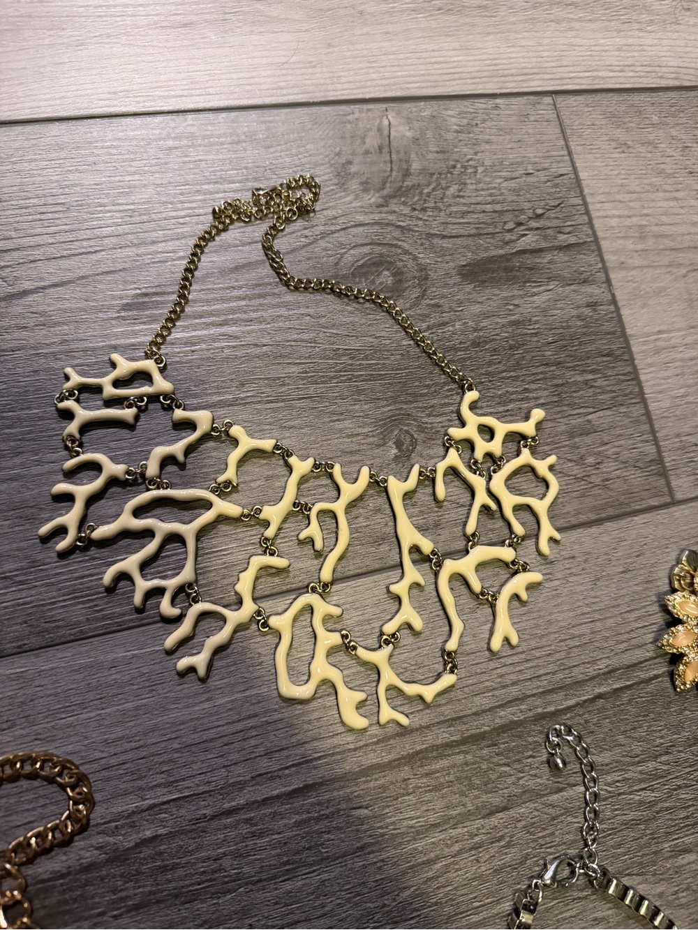 Ivory Coral-Style Statement Necklace - Unbranded